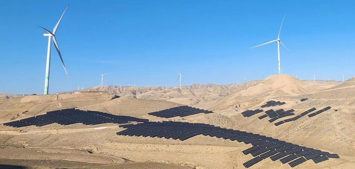 Gansu Guazhou 700 MW Wind Solar Thermal Project